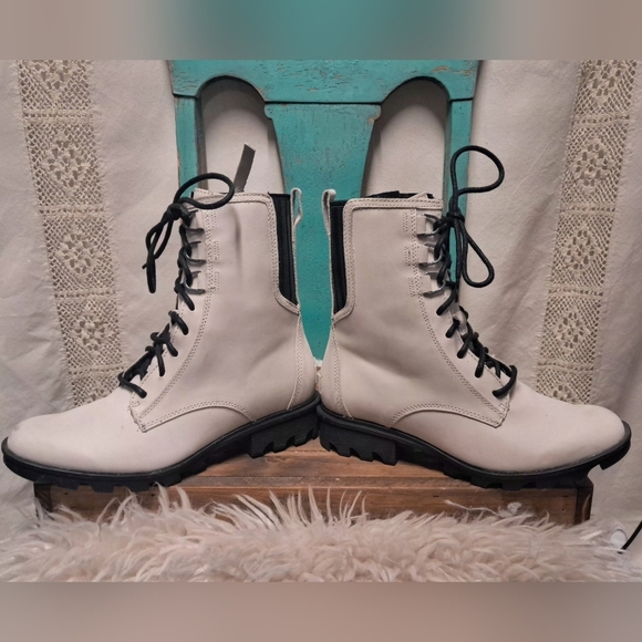 Sorel Shoes - Sorel Phoenix Lace Waterproof Combat Moto Boots Size 9.5